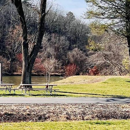 French Broad Overlook 애쉬빌 외부 사진