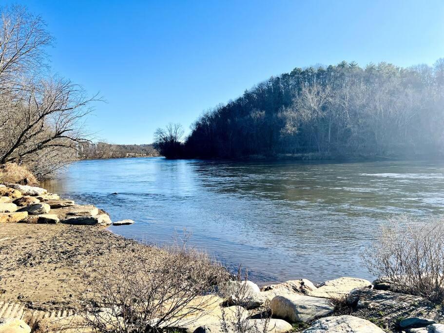 French Broad Overlook 애쉬빌 외부 사진